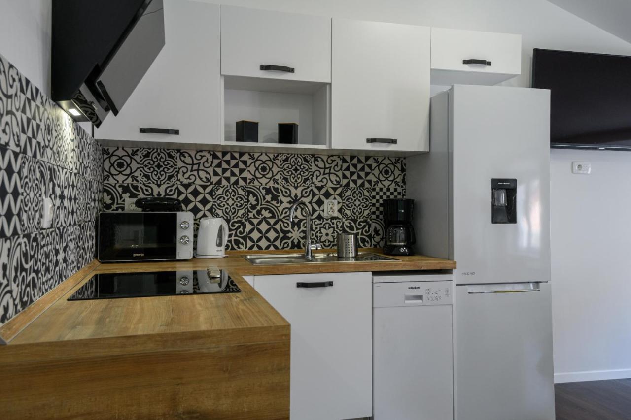 Marin & Ketty's Boutique Place At The Heart Of Apartment *